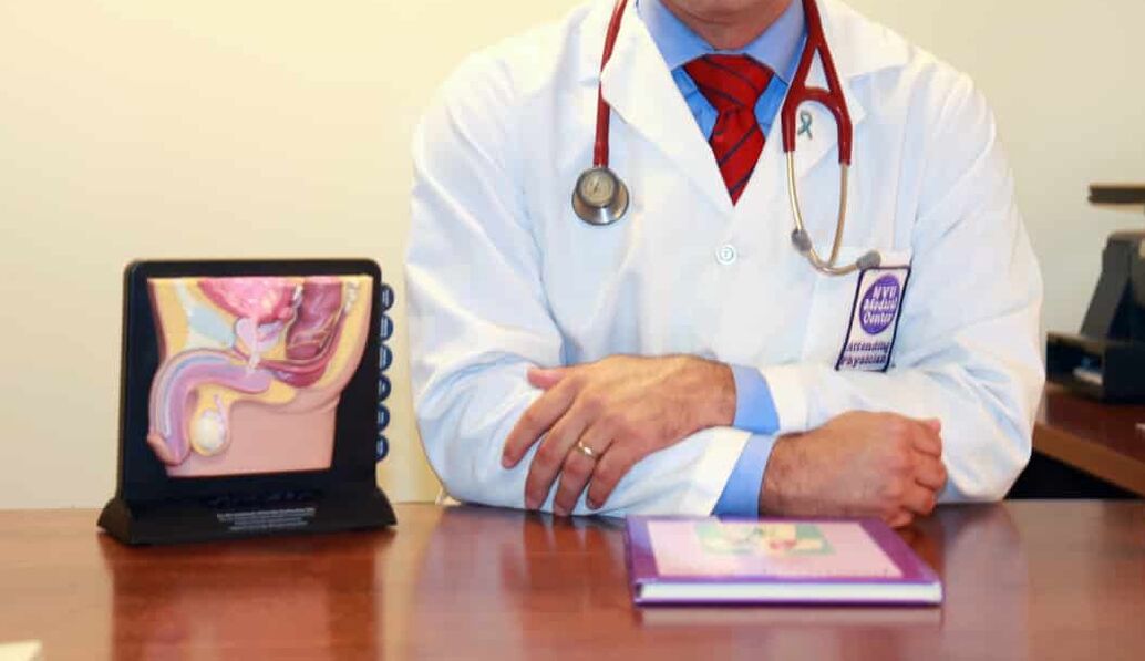In case of prostatitis caused by an infection, the doctor prescribes antibacterial treatment